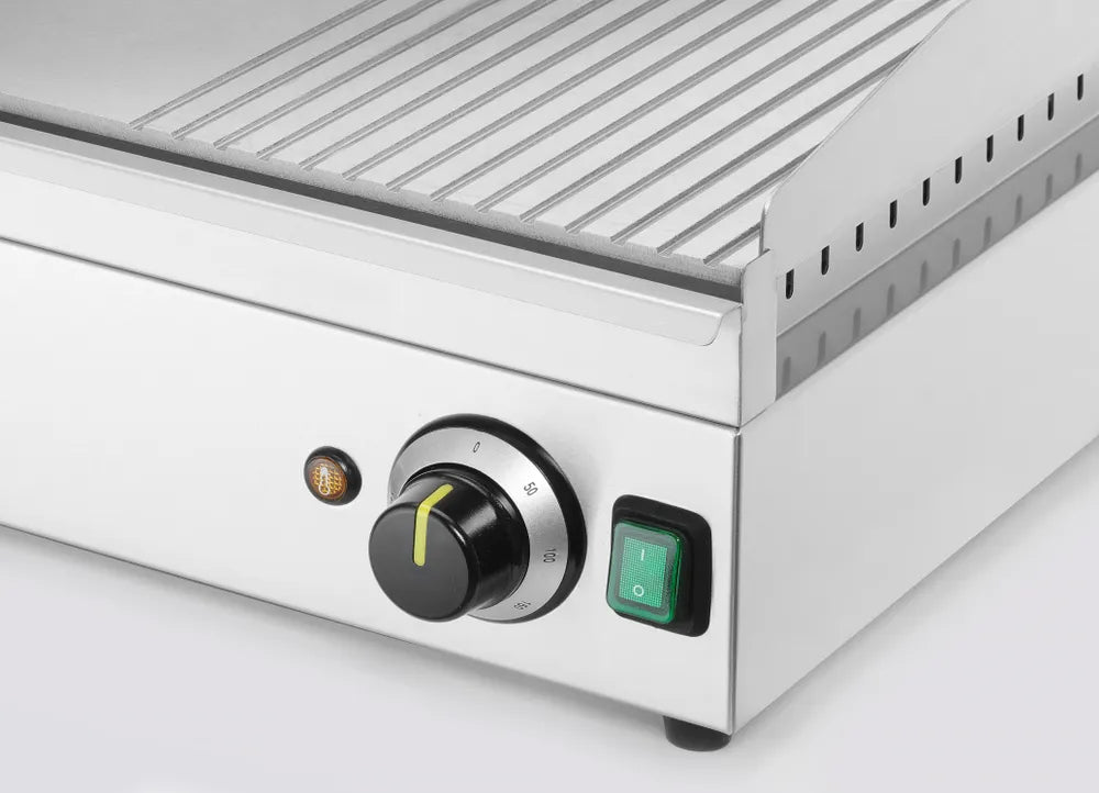 Grillplatte 1/3 gerillt, HENDI, Kitchen Line, 220-240V/3500W, 697x474x(H)241mm