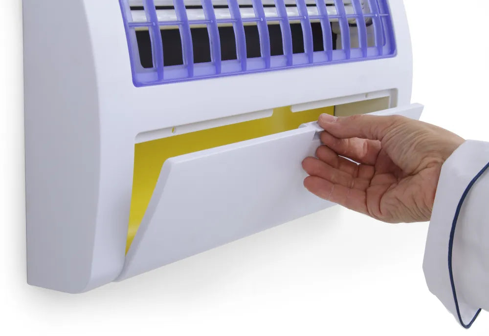 Insektenvernichter mit Klebeplatten 120 m², HENDI, 230V/36W, 540x80x(H)281mm